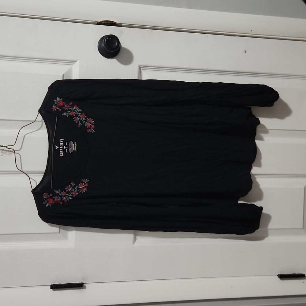 American Eagle long sleeve shirt